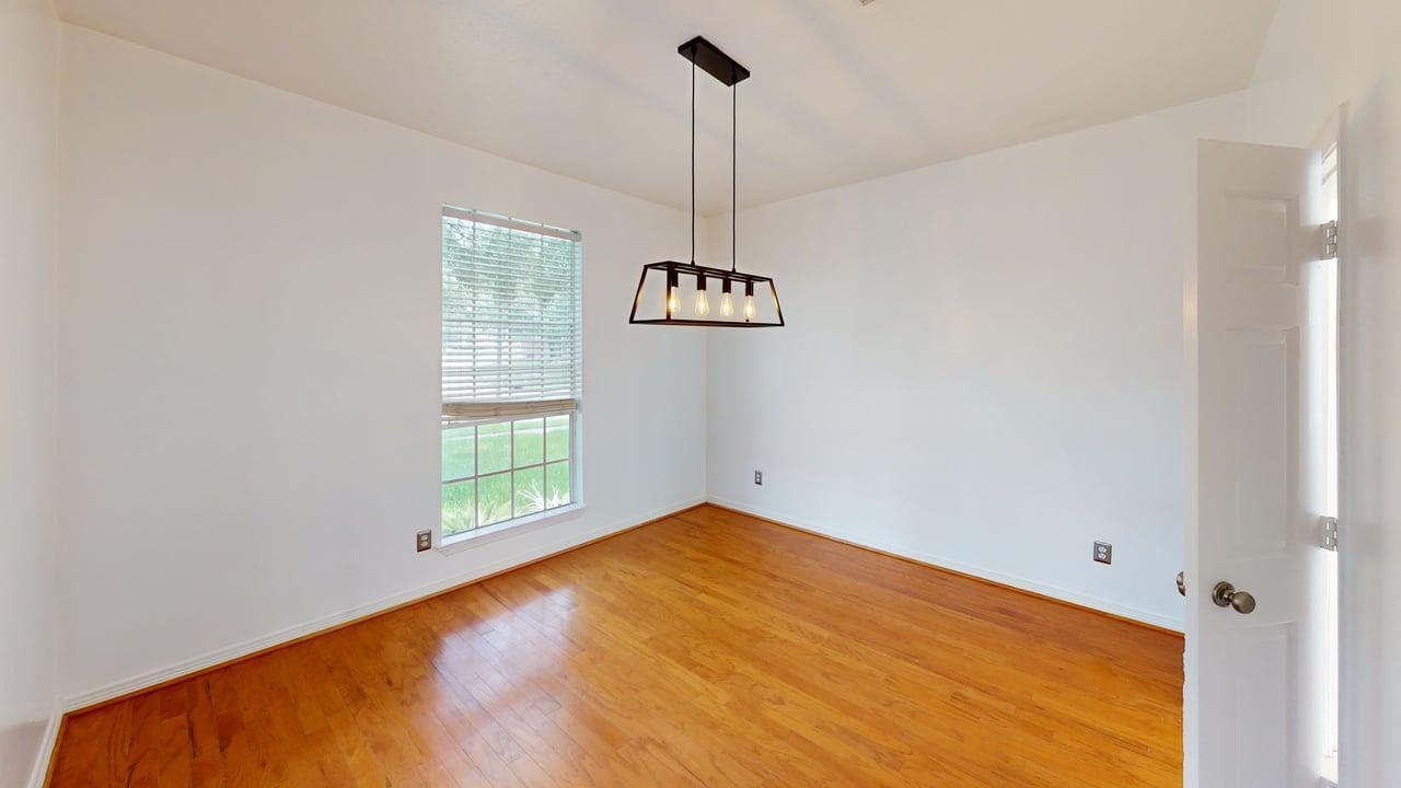 5319-Green-Cove-Bend-Ln-Dining-Room