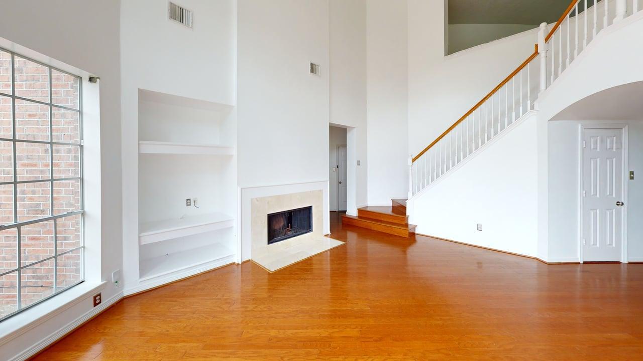 5319-Green-Cove-Bend-Ln-Living-Room 1