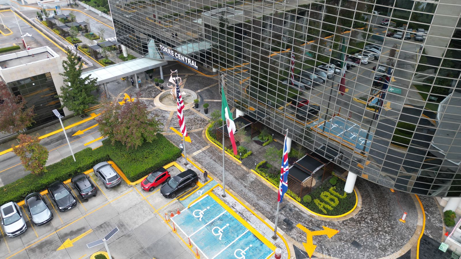 Sendero Verde Up View